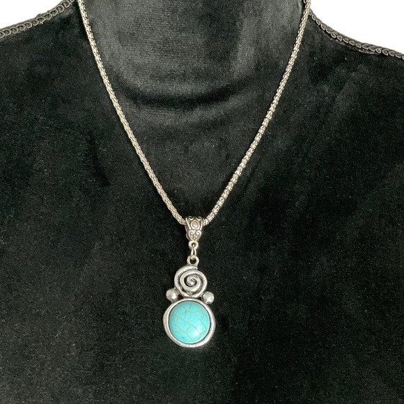 SPIRAL Semiprecious Stone Necklace - Picture 2 of 3